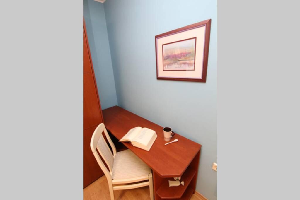Fast Friend - Cozy Apartment In The Center With Private Garage Rijeka Exterior photo