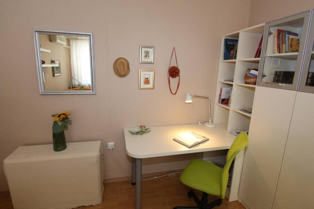 Fast Friend - Cozy Apartment In The Center With Private Garage Rijeka Exterior photo