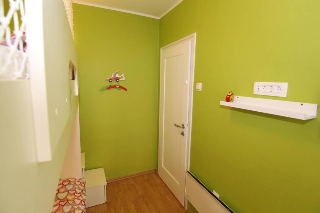 Fast Friend - Cozy Apartment In The Center With Private Garage Rijeka Exterior photo